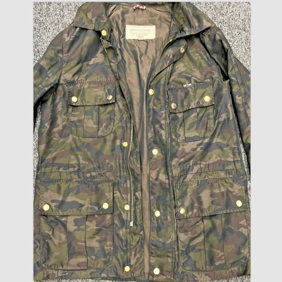 MAISON KITSUNE CAMO PRINT FIELD JACKET - MEDIUM (RETAIL $950) - Picture 2 of 5